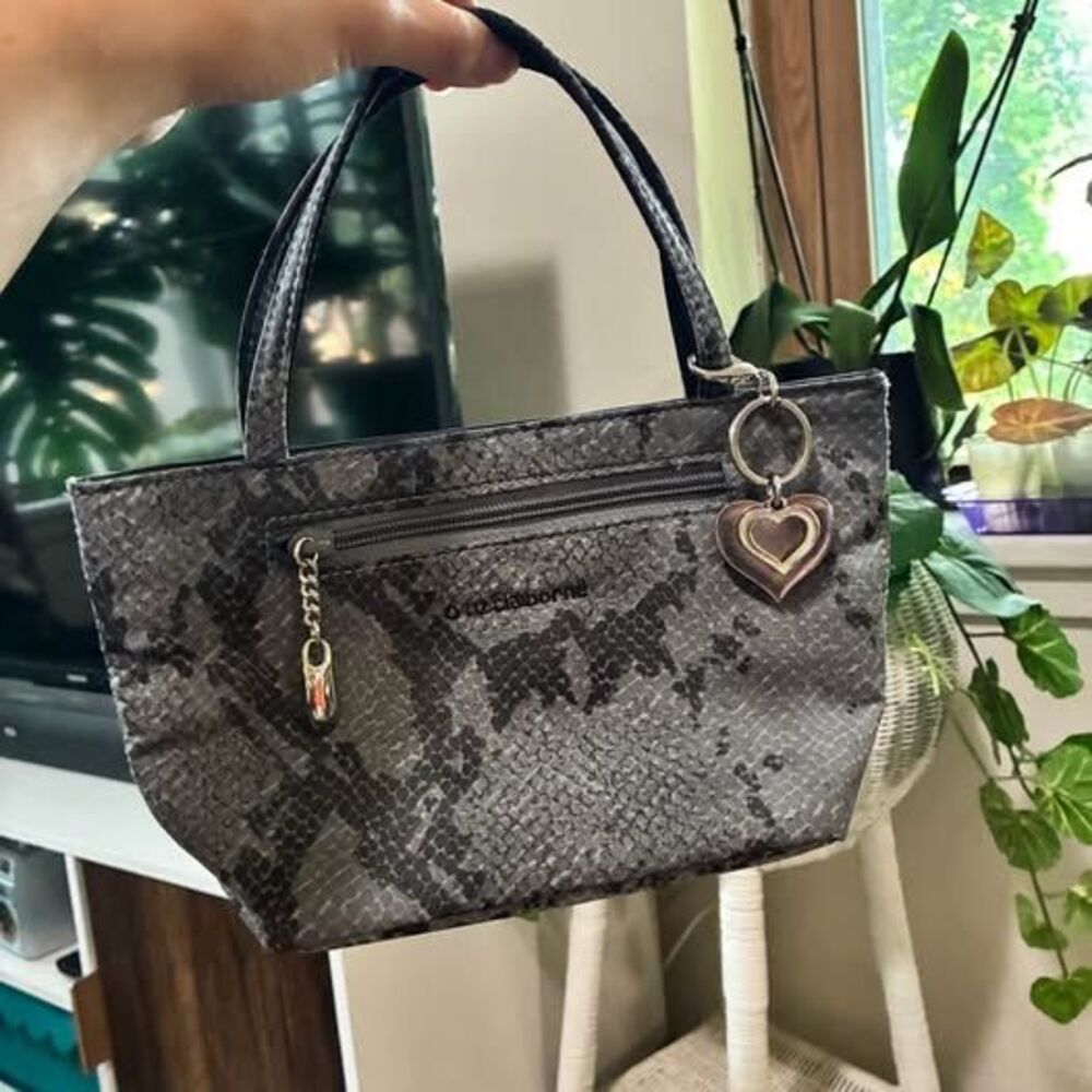 Liz Claiborne Y2K Grey Snakeskin Small Purse With Bag Charm